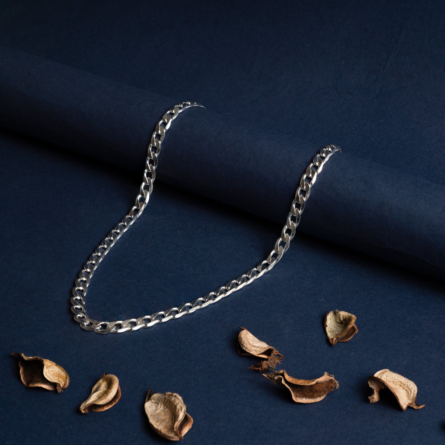 Shaurya Link Chain