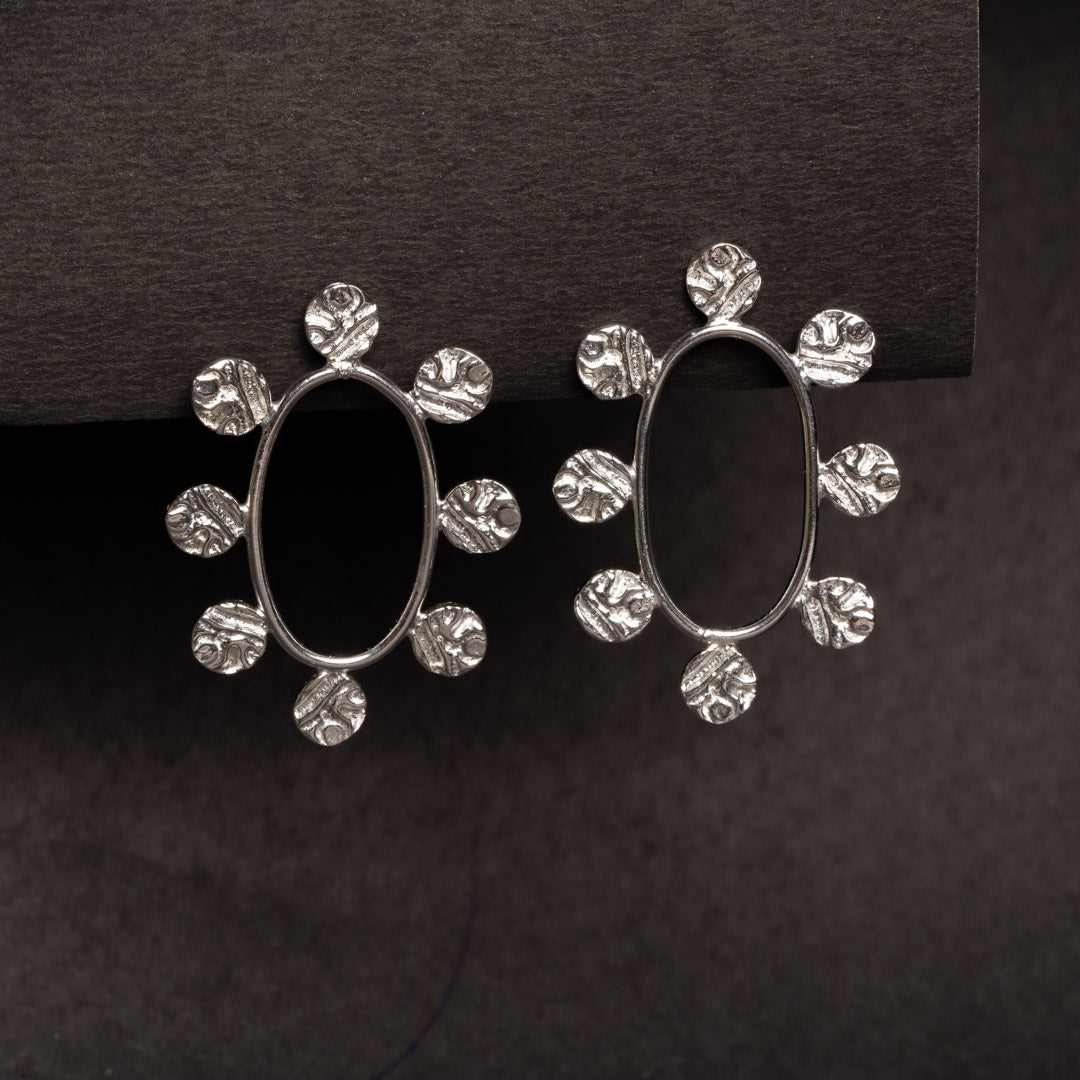 Saar Earrings