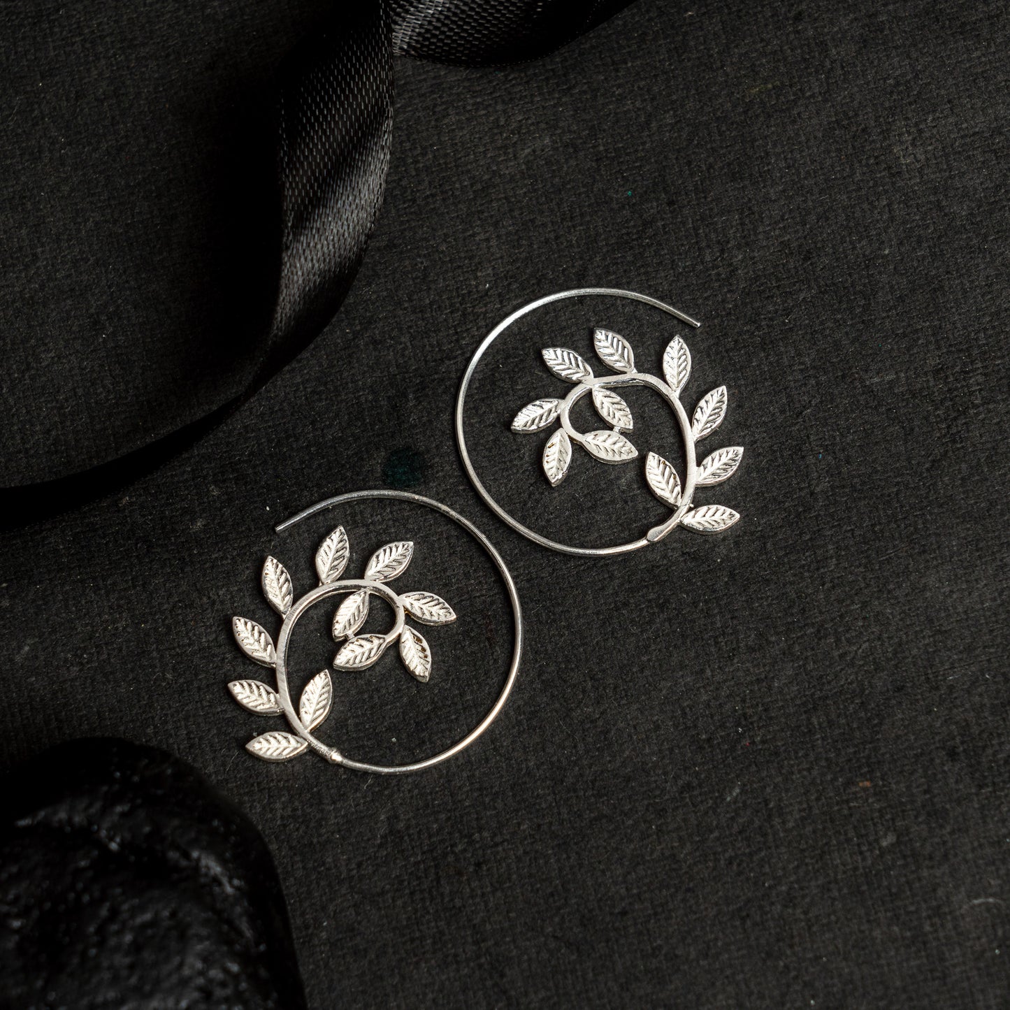 Leaf Hoops