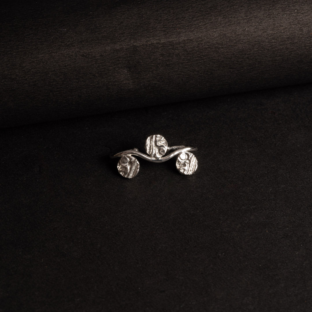 Dravya Earcuff