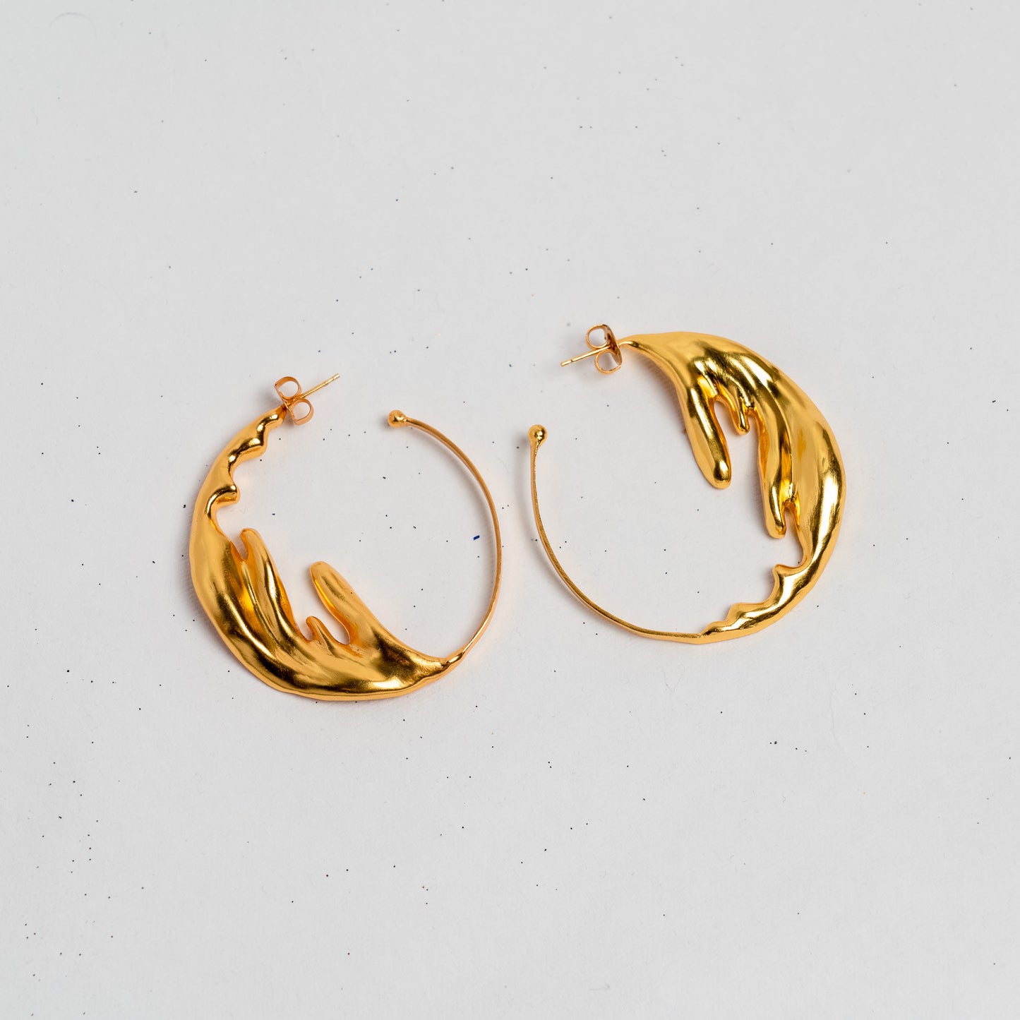 Wave Hoops